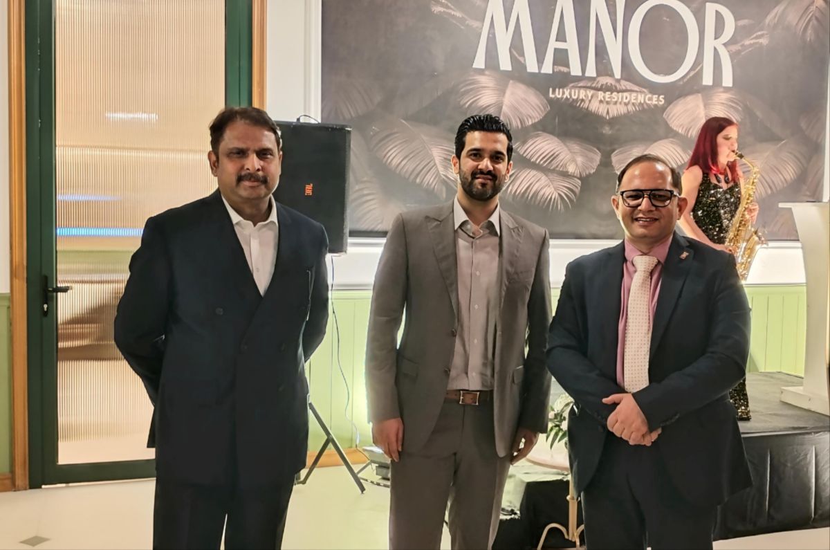 Mr Anuj Khanna with Mr Aman Nagar Joint MD Paras Buildtech